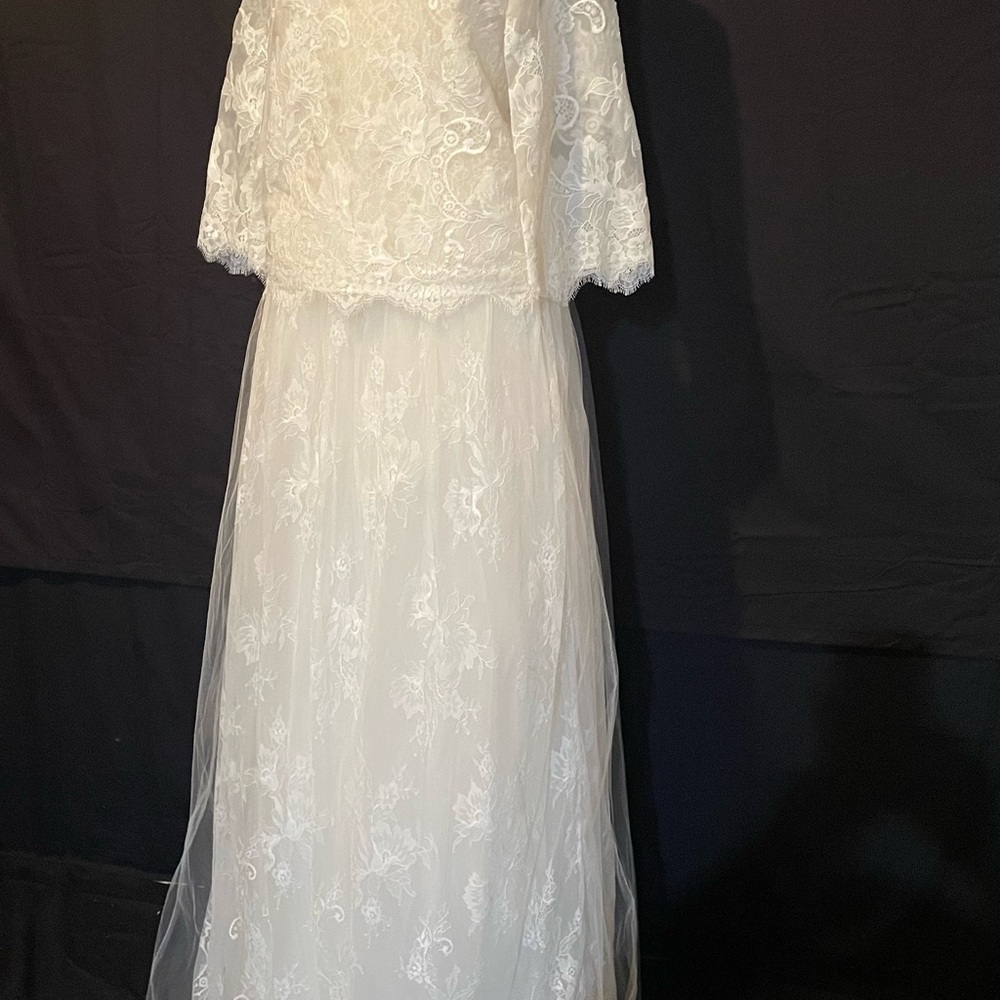 Elegant Designer Lace Ivory 2 Piece Wedding Dress Long Sleeves NWOT 2